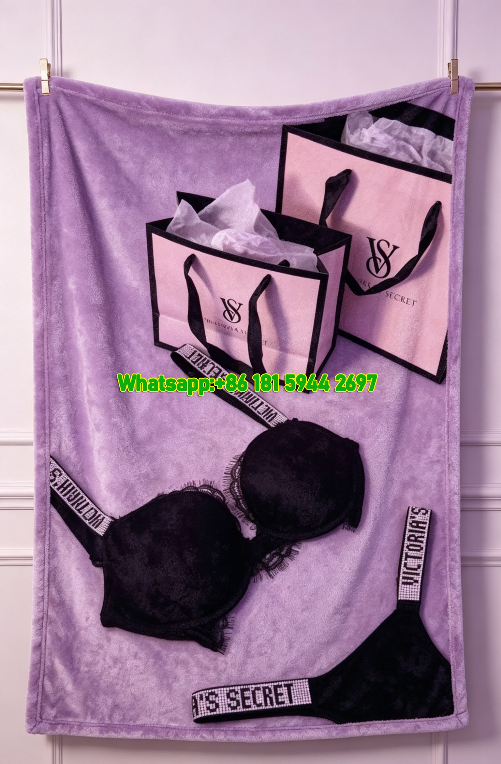 Victoria's Secret Lingerie Shopping Bag Flannel Fleece Throw Blanket V171